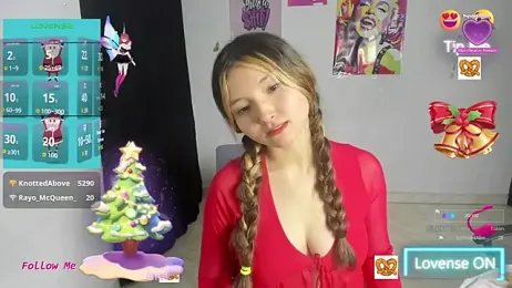 Alice_bloom_ webcam model stream image