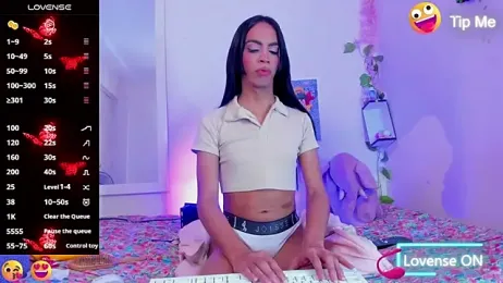 AliceMichelle_ webcam model stream image