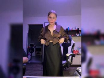 Durnaya_kis webcam model stream image