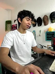 Yaiden_11 webcam model stream image