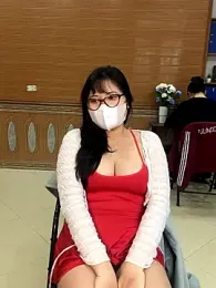 hide_from_colleagues webcam model stream image