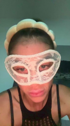 Crystal9898 webcam cam4 model stream image