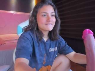 lilyfox1 webcam model stream image