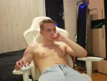 holiday_boys webcam model stream image