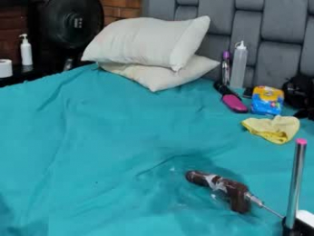 couple_gold69 webcam model stream image