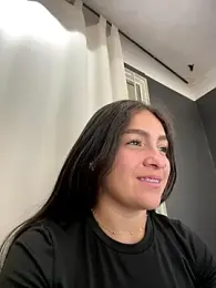 Alyha_Cortes webcam model stream image