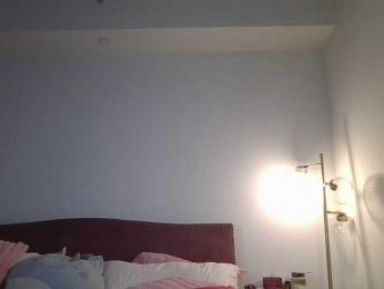 NicoleSarahX webcam model stream image