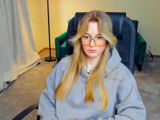 Lavonda Bellefontaine webcam model stream image