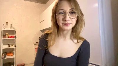 CandraBealmear webcam model stream image