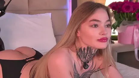 AriWild webcam stripchat model stream image