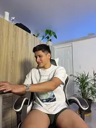 SantiLux_ webcam model stream image