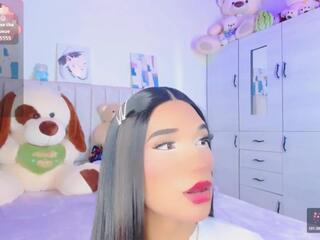 Monique Prince webcam model stream image