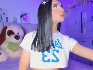 Monique Prince webcam model stream image