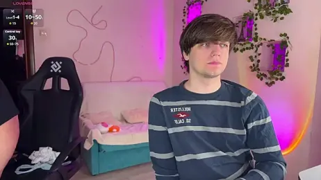 RobertAndLinela webcam model stream image