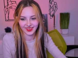 luna-tin webcam model stream image