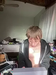 XanderOzzz webcam model stream image