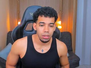 Zaiden Klein webcam model stream image