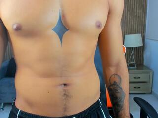 Zaiden Klein webcam model stream image