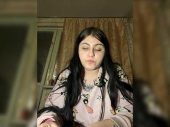 NanaDaizy webcam model stream image