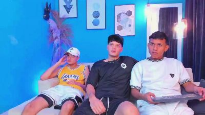 KINGOFHEAVENS_ webcam model stream image