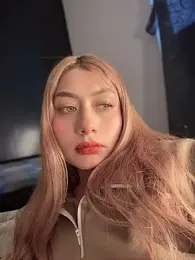 _Danna webcam model stream image