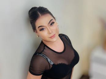 LetiziaGrande webcam model stream image