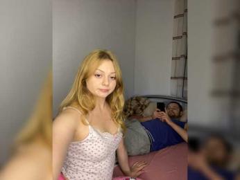 VixyVee webcam model stream image