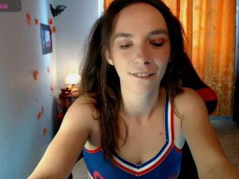 bellaqueen0701 webcam model stream image