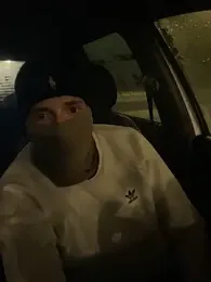 Lorenzo13450 webcam model stream image