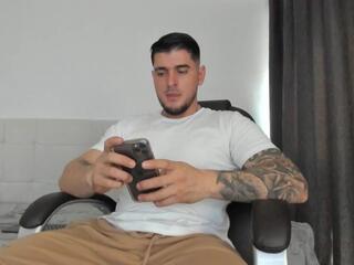 Teylor Creed webcam model stream image