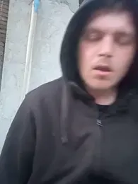 Andrewhootxx webcam model stream image