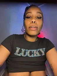 loveluna8 webcam model stream image