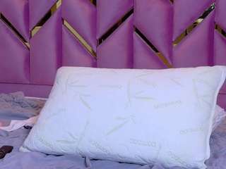 littleissues webcam camsoda model stream image