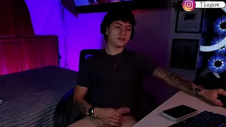 Ares_Dickson webcam model stream image