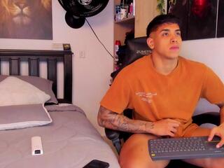 William Dracko webcam model stream image