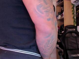 William Dracko webcam flirt4free model stream image