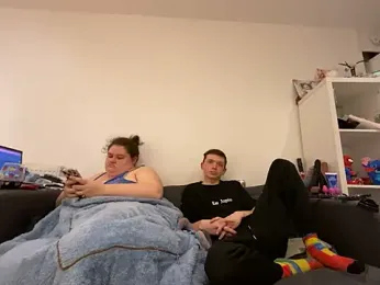 curvy_crystal webcam model stream image