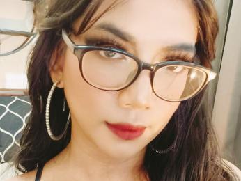 ThinaMoree webcam livejasmin model stream image