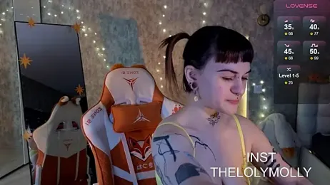 LolyMolli webcam model stream image