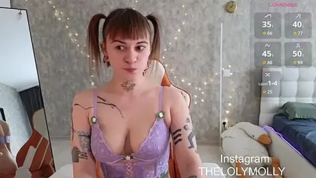 LolyMolli webcam model stream image