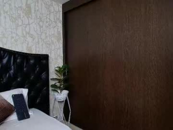 sam_rouge webcam model stream image