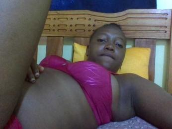 Roseroca33 webcam model stream image