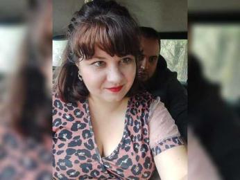 Alisa-Mi webcam model stream image