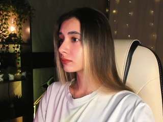 darlabelle webcam model stream image