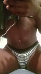 Soyotelo webcam model stream image