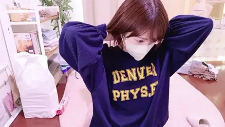 Mii_v_v webcam stripchat model stream image