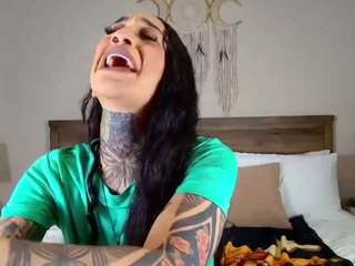 starryari69 webcam model stream image