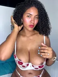 Mia_sweet80 webcam model stream image