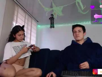 ashely_ryan24 webcam model stream image