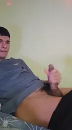 LeonS_20cm webcam model stream image